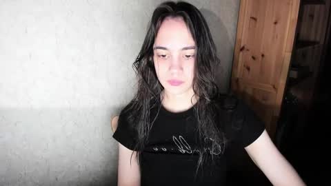 littleashleyy online show from 12.20.25