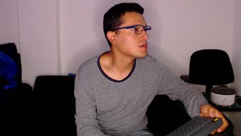 Manu online show from 12.17.25