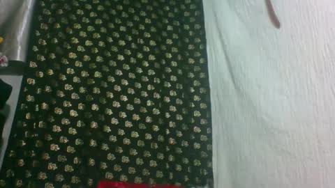 Snapshot of littlehotpanda chatting on 09.10.25 edra online show from 09.10.25