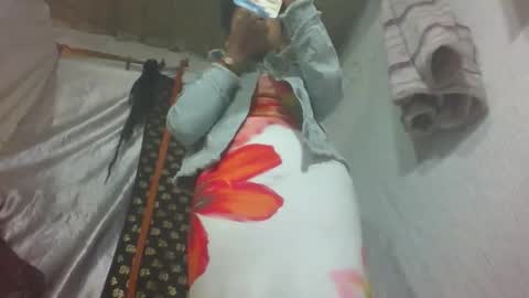 Snapshot of littlehotpanda chatting on 09.23.25 edra online show from 09.23.25