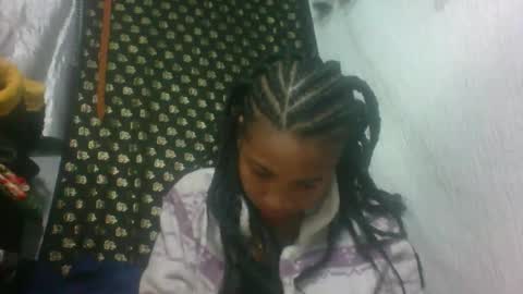 Snapshot of littlehotpanda chatting on 09.27.25 edra online show from 09.27.25