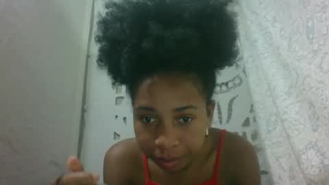 Snapshot of littlehotpanda chatting on 10.07.25 edra online show from 10.07.25