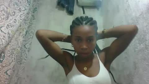 Snapshot of littlehotpanda chatting on 10.11.25 edra online show from 10.11.25