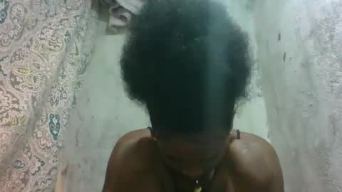 Snapshot of littlehotpanda chatting on 10.14.25 edra online show from 10.14.25