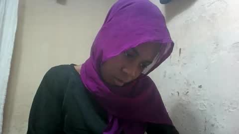 Snapshot of littlehotpanda chatting on 10.24.25 edra online show from 10.24.25