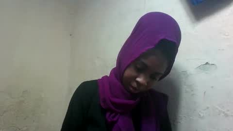 Snapshot of littlehotpanda chatting on 10.28.25 edra online show from 10.28.25