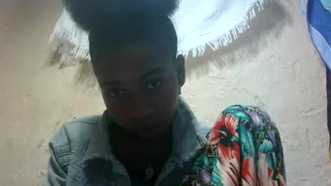 Snapshot of littlehotpanda chatting on 11.01.25 edra online show from 11.01.25