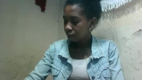 Snapshot of littlehotpanda chatting on 11.03.25 edra online show from 11.03.25