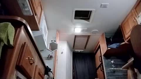 littleleo96 online show from 11.30.25