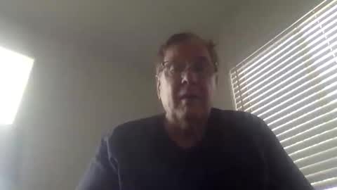 Snapshot of littlemaff chatting on 05.04.26 Maff online show from 05.04.26