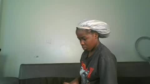 Snapshot of littlemariah chatting on 07.07.26 littlemariah online show from 07.07.26