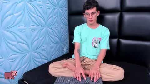 MAX online show from 09.24.25