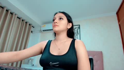 Sarahs Room online show from 02.23.25