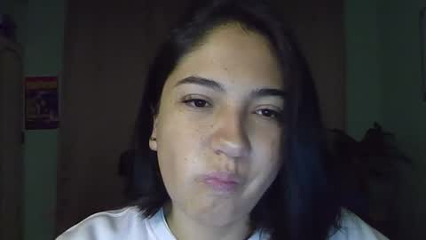 Mia  Wednesday to Sunday 730 am to 1030 am Colombian Hour D online show from 09.22.25