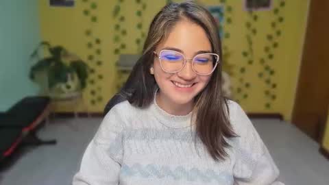 Snapshot of littleprety6969 chatting on 04.17.26 Mia Wednesday to Sunday 730 am to 1030 am Colombian Hour D online show from 04.17.26