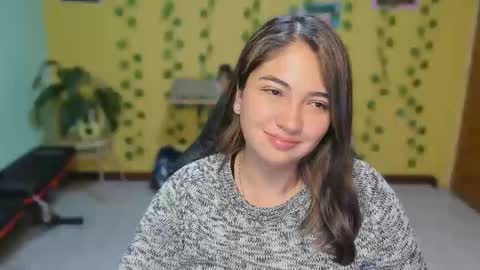 Snapshot of littleprety6969 chatting on 04.24.26 Mia Wednesday to Sunday 730 am to 1030 am Colombian Hour D online show from 04.24.26