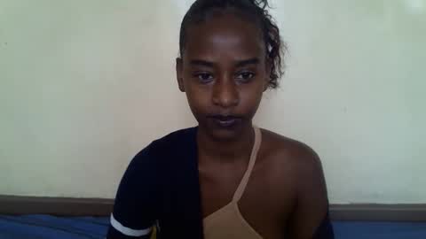 littlesandie online show from 11.10.25