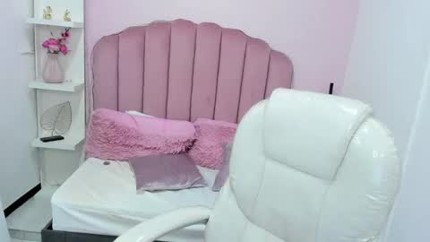  sofii  online show from 09.10.25