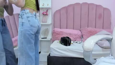  sofii  online show from 11.01.25