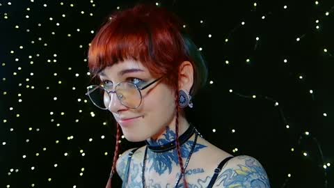 Snapshot of littlespacemouse chatting on 12.23.24 Niki free tg channel with some photos gifs and info about streams online show from 12.23.24