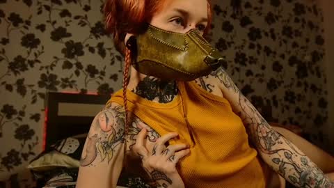 Snapshot of littlespacemouse chatting on 01.31.25 Niki free tg channel with some photos gifs and info about streams online show from 01.31.25