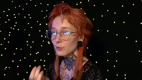 Snapshot of littlespacemouse chatting on 02.07.25 Niki free tg channel with some photos gifs and info about streams online show from 02.07.25