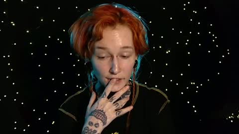 Snapshot of littlespacemouse chatting on 02.08.25 Niki free tg channel with some photos gifs and info about streams online show from 02.08.25