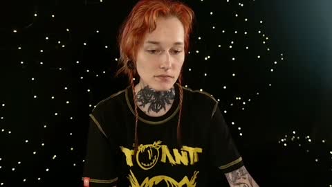 Snapshot of littlespacemouse chatting on 02.08.25 Niki free tg channel with some photos gifs and info about streams online show from 02.08.25
