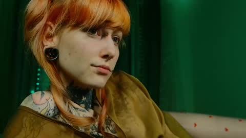 Snapshot of littlespacemouse chatting on 02.14.25 Niki free tg channel with some photos gifs and info about streams online show from 02.14.25