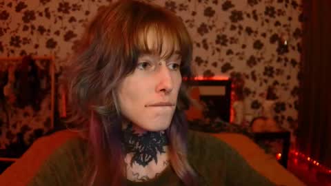 Snapshot of littlespacemouse chatting on 09.13.25 Niki free tg channel with some photos gifs and info about streams online show from 09.13.25
