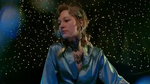 Snapshot of littlespacemouse chatting on 02.23.26 Niki free tg channel with some photos gifs and info about streams online show from 02.23.26