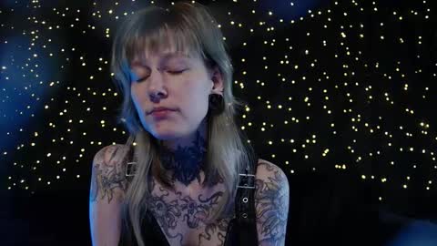 Snapshot of littlespacemouse chatting on 03.02.26 Niki free tg channel with some photos gifs and info about streams online show from 03.02.26