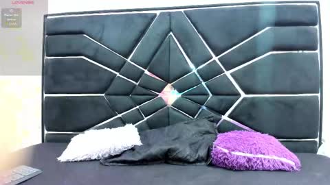 Sussy  online show from 09.19.25