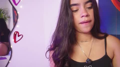 littletammy_ online show from 11.27.25