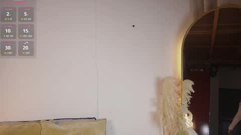 littletammy_ online show from 04.08.26