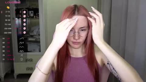 Snapshot of littlevildevil chatting on 10.25.25 Eliana online show from 10.25.25