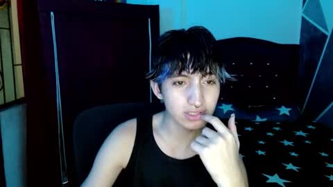 Snapshot of littlextrem chatting on 10.19.25 Eros online show from 10.19.25