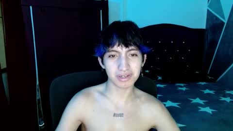 Snapshot of littlextrem chatting on 11.03.25 Eros online show from 11.03.25