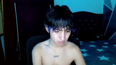 Snapshot of littlextrem chatting on 11.11.25 Eros online show from 11.11.25