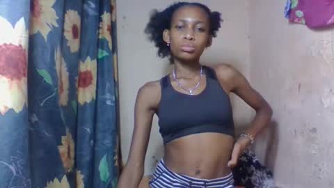 Snapshot of littleyanah chatting on 02.03.26 yanah online show from 02.03.26