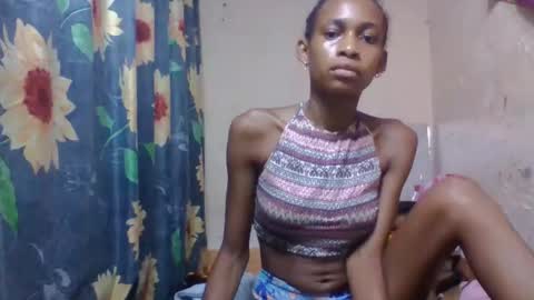 Snapshot of littleyanah chatting on 02.24.26 yanah online show from 02.24.26