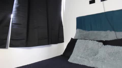 littlslut666 online show from 09.28.25