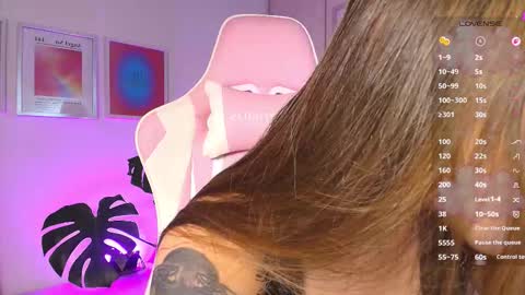 Junne liu online show from 12.23.25