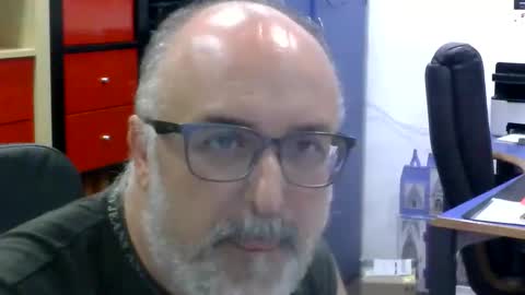 Snapshot of livingstone_j chatting on 09.16.25 Lupacchiotto online show from 09.16.25