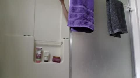 Snapshot of livmirage chatting on 10.02.25 Liv Mirage online show from 10.02.25