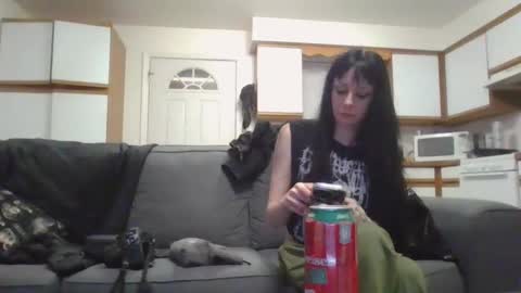 Snapshot of livmirage chatting on 11.13.25 Liv Mirage online show from 11.13.25