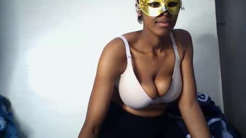 Snapshot of liz_lovie chatting on 05.23.26 liz_lovie online show from 05.23.26