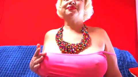 Snapshot of lizabrazzer chatting on 07.15.26 LizaBrazzer online show from 07.15.26