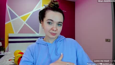 Snapshot of lizaghost chatting on 02.10.25 Girl next door online show from 02.10.25