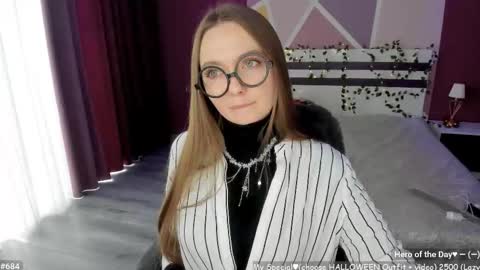 Snapshot of lizaghost chatting on 09.26.25 Girl next door online show from 09.26.25